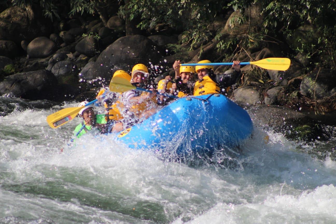Aventura en rafting