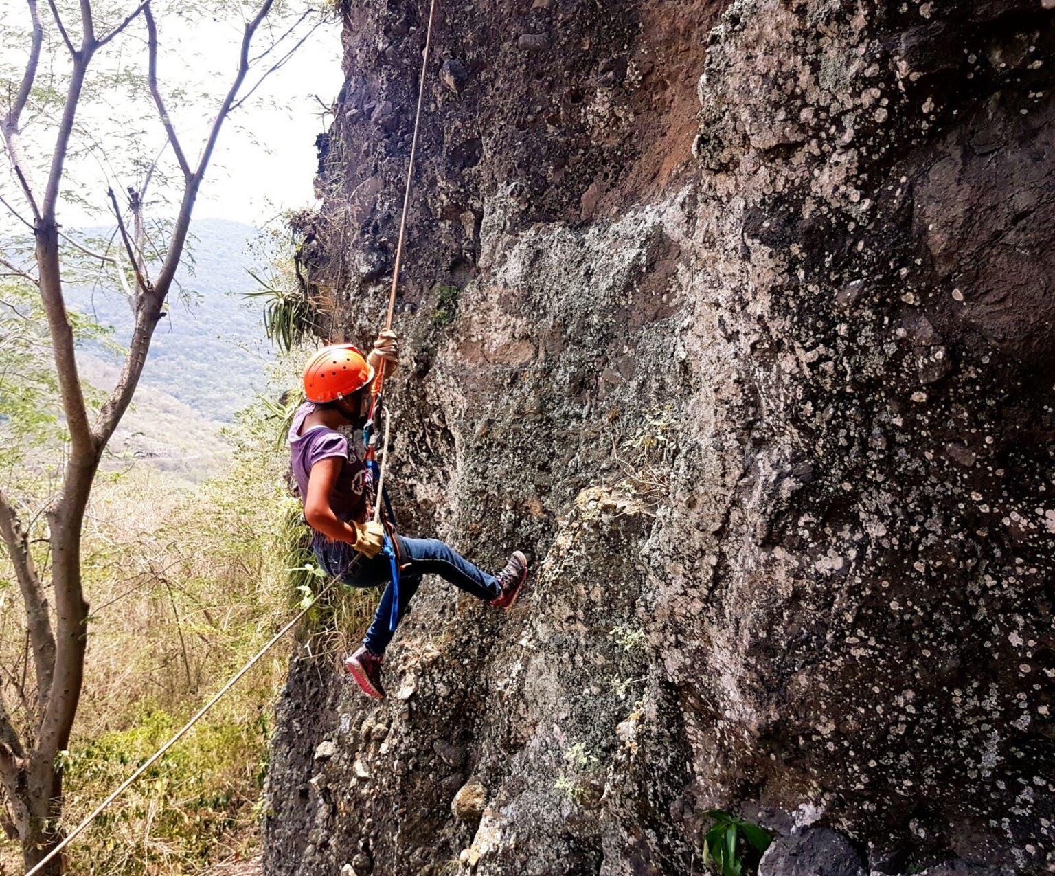 Rapel en roca